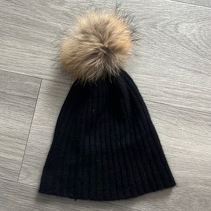 100% cashmere hat with fur